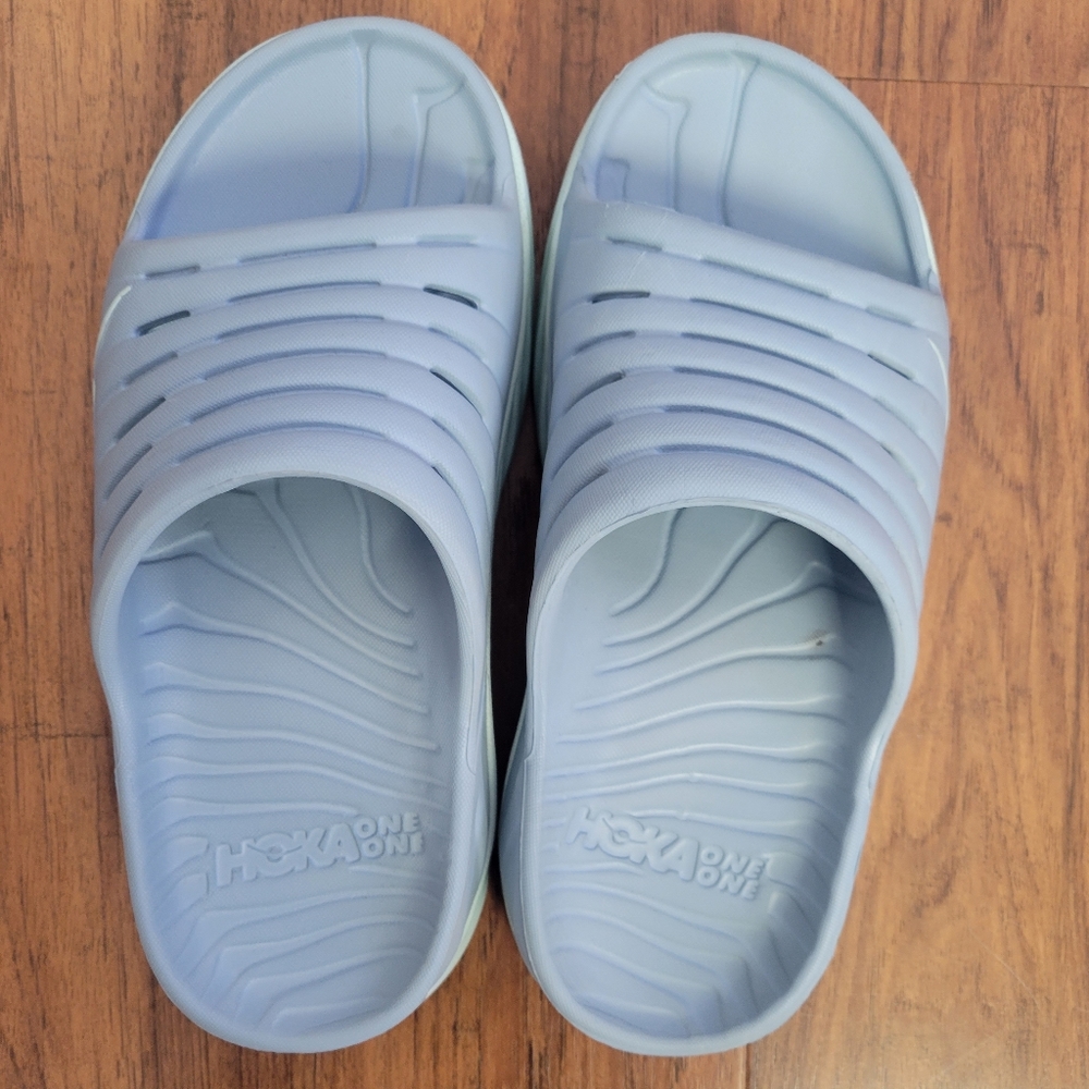 Hoka recovery slide